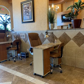 Luxury Nail And Spa - Nail Salons Near Me - Mansfield, Texas