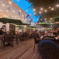 Collins Brewhouse - Patio