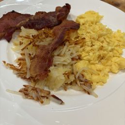 Two Eggs w/ bacon Two Eggs w/ bacon