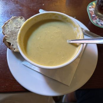 Brannigans - Potato leek soup was very good. - Pubs Near Me - Dublin, D Brannigans - Potato leek soup was very good. - Pubs Near Me - Dublin, D