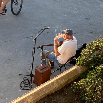 The Wayfarer San Diego - Daily entertainment from your balcony from sunset until 9pm if that's your jam! - San Diego, CA