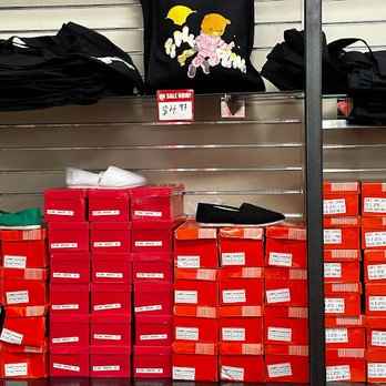 Mega Outlet - Outlet Stores Near Me - Vancouver, Washington Mega Outlet - Outlet Stores Near Me - Vancouver, Washington