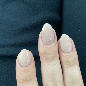 Designer Nails & Spa - Bottom of pointer finger and middle finger sloppy - Nail Salons Near Me - Langhorne, Pennsylvania
