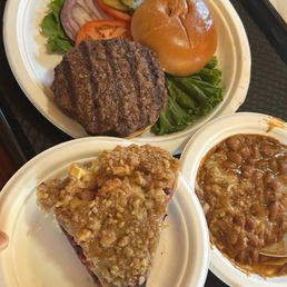 Ranch burger, Sour cream berry pie, Chili Ranch burger, Sour cream berry pie, Chili