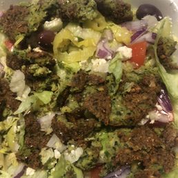 Falafel salad
