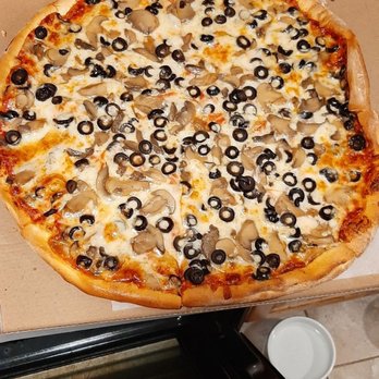 Master Pizza - Mushroom and black olive 18 inch pie! Extra cheese and sauce for me! Yeah! - Pizza Near Me - Bogota, New Jersey Master Pizza - Mushroom and black olive 18 inch pie! Extra cheese and sauce for me! Yeah! - Pizza Near Me - Bogota, New Jersey