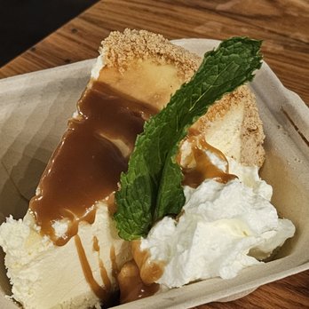 Campfire Grill - Cheesecake - Bars Near Me - Flat Rock, North Carolina