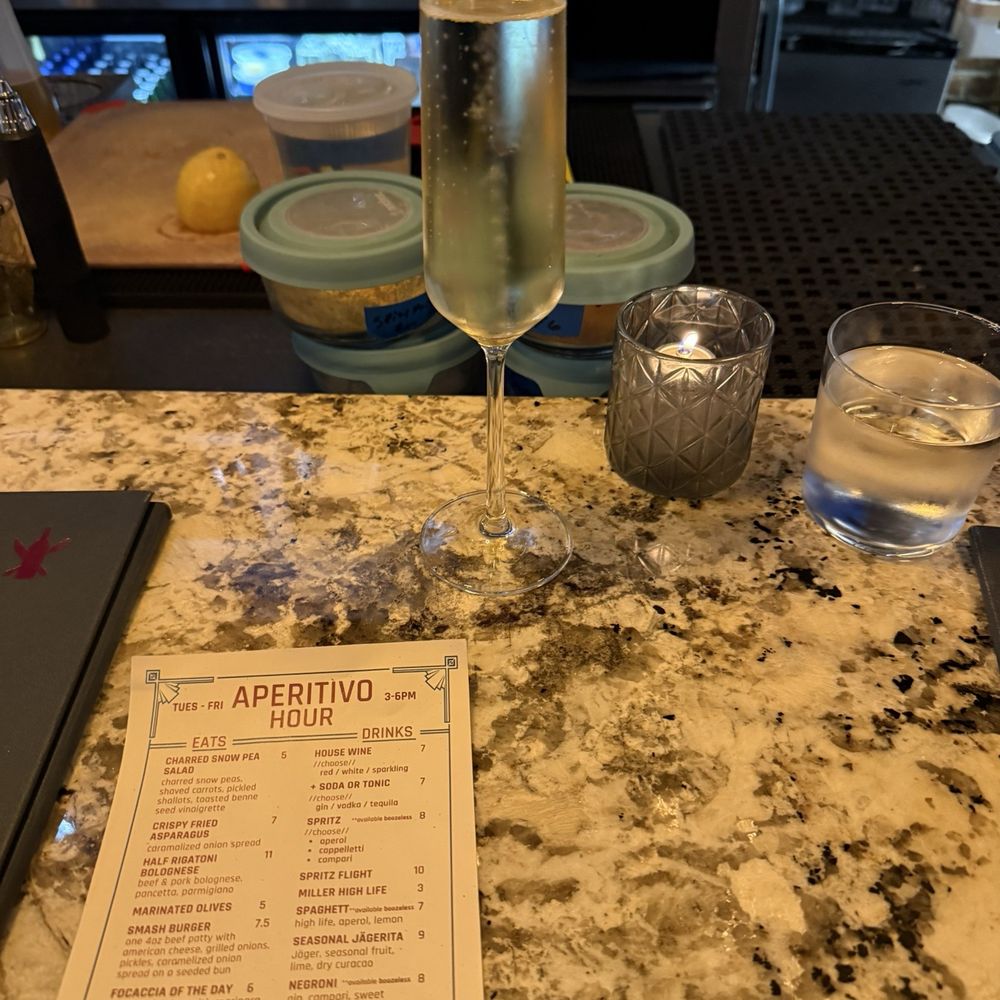 The Wine Kitchen - Happy hour Sparkling - Tapas Bars Near Me - Leesburg, Virginia The Wine Kitchen - Happy hour Sparkling - Tapas Bars Near Me - Leesburg, Virginia