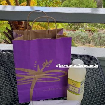 Ali'i Kula Lavender - Maui snackie with a view! - Tours Near Me - Kula, Hawaii Ali'i Kula Lavender - Maui snackie with a view! - Tours Near Me - Kula, Hawaii