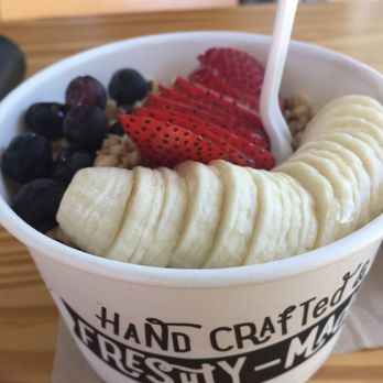 Nekter Juice Bar - Banana berry bowl - Juice Bars & Smoothies Near Me - Southlake, Texas