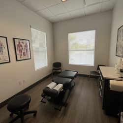 North Tampa Spine & Joint Center - Treatment room
