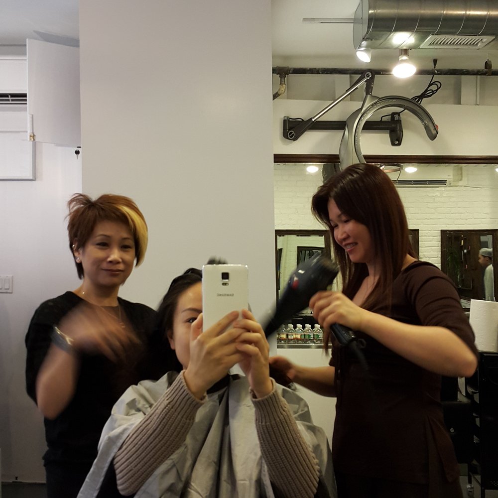 Cutting Edge Z - Mabel prepping my hair for another awesome haircut - Hair Salons Near Me - New York, New York Cutting Edge Z - Mabel prepping my hair for another awesome haircut - Hair Salons Near Me - New York, New York