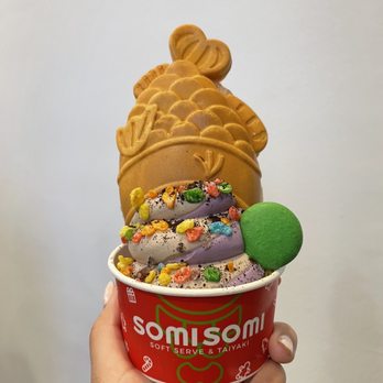 Somisomi - Ube and cookies and crème upside down! - @eatwithher - Ice Cream & Frozen Yogurt Near Me - Bellevue, Washington Somisomi - Ube and cookies and crème upside down! - @eatwithher - Ice Cream & Frozen Yogurt Near Me - Bellevue, Washington