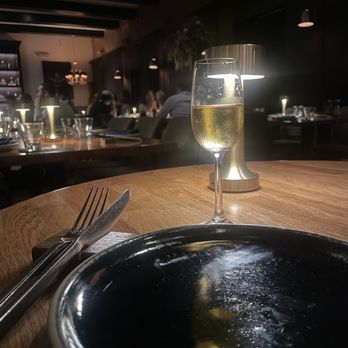 Verse - Seafood Near Me - Toluca Lake, California Verse - Seafood Near Me - Toluca Lake, California