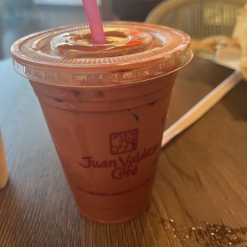 Juan Valdez Cafe - Iced Red Velvet Latte - Coffee & Tea Near Me - Kissimmee, Florida Juan Valdez Cafe - Iced Red Velvet Latte - Coffee & Tea Near Me - Kissimmee, Florida