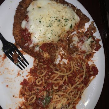 D'Lish - Chicken Parmesan Entree - Pizza Near Me - Chula Vista, California D'Lish - Chicken Parmesan Entree - Pizza Near Me - Chula Vista, California