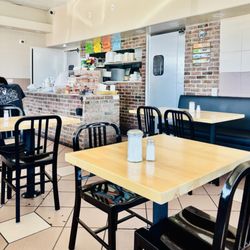 Pupuseria & Restaurant Las Isletas