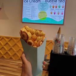 Inside Cafe - Bubble waffle