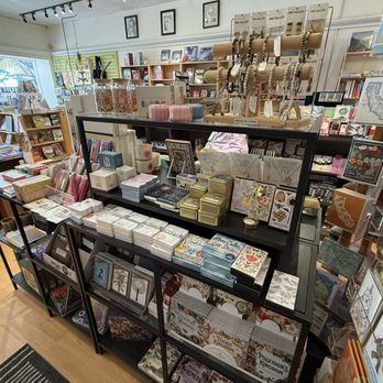 Leigh's Favorite Books - Bookstores Near Me - Sunnyvale, California Leigh's Favorite Books - Bookstores Near Me - Sunnyvale, California