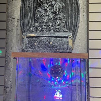 The Wizard's Chest - Toy Stores Near Me - Denver, Colorado