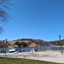 chinook pier