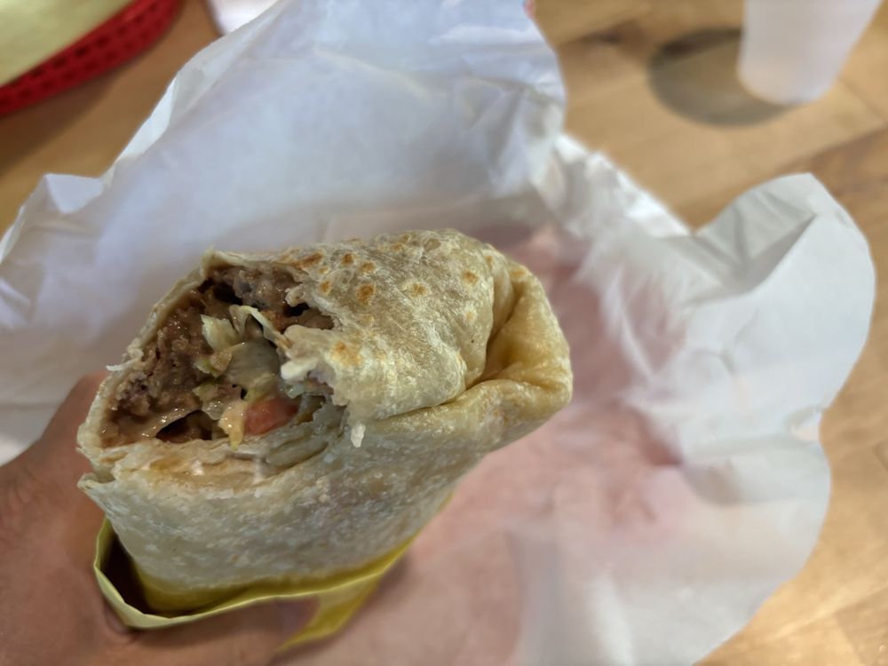 Troutdale burrito shop