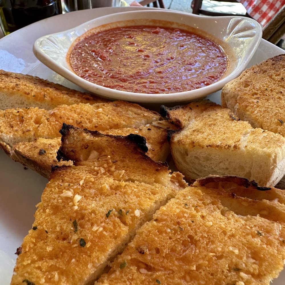 Carmine's - Italian Near Me - Chicago, Illinois