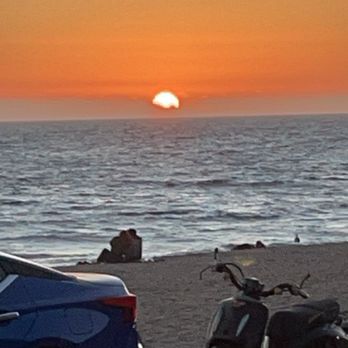 The Sunset Restaurant - New American Near Me - Malibu, California