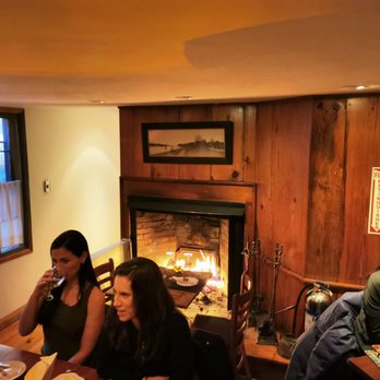 Red House - New American Near Me - Cambridge, Massachusetts