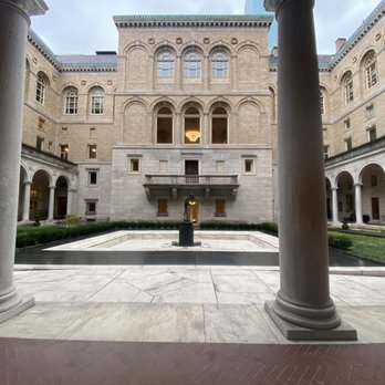 Boston Public Library - Courtyard front and center - Libraries Near Me - Boston, Massachusetts Boston Public Library - Courtyard front and center - Libraries Near Me - Boston, Massachusetts