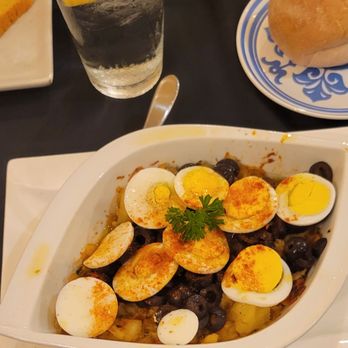 Debby's Cuisine - Portuguese Near Me - Escalon, California