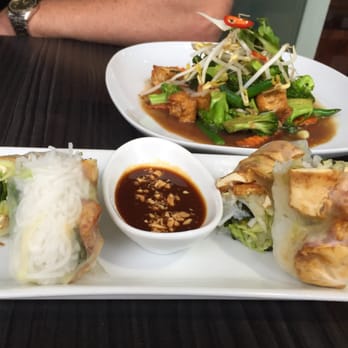 Mr-t Vietnamese Restaurant - Restaurants Near Me - Waterloo, NSW