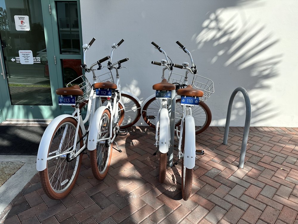 Delray Bikes Logo