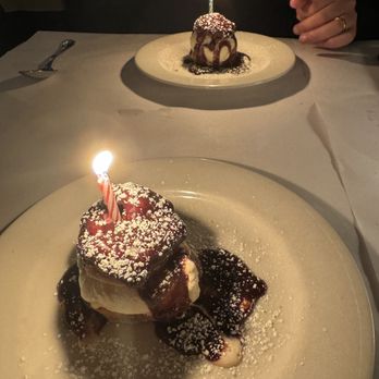 Mon Ami Gabi - Classic Profiteroles - French Near Me - Chicago, Illinois