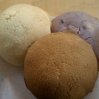 Cafe Dulce - Snowcap, blueberry & mocha roti - Coffee & Tea Near Me - Los Angeles, California