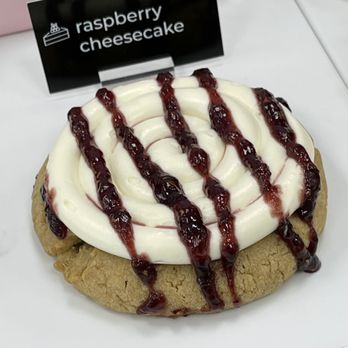 Crumbl - Pflugerville - Bakeries Near Me - Pflugerville, Texas