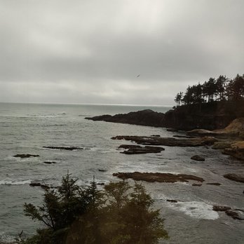 Tidal Raves - New American Near Me - Depoe Bay, Oregon