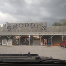 Snoddy's Store - Front of store.