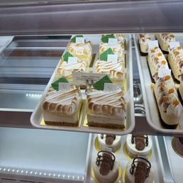 Lemon Lime mouse with meringue. So good! Lemon Lime mouse with meringue. So good!