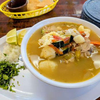El Gallo Bravo - Tacos Near Me - Hesperia, California