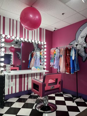 SHARKEY’S CUTS FOR KIDS - Updated March 2025 - 24 Photos & 21 Reviews ...