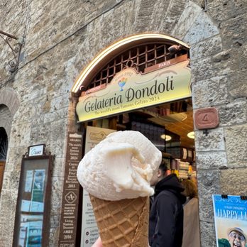 Gelateria Dondoli - Gelato Near Me - San Gimignano, SI