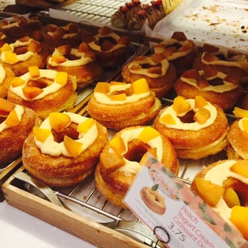 Paris Baguette - Peach Cronuts - Coffee & Tea Near Me - Millbrae, California Paris Baguette - Peach Cronuts - Coffee & Tea Near Me - Millbrae, California