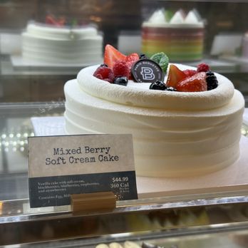Paris Baguette - Mixed Berry Soft Cream Cake - Coffee & Tea Near Me - Milpitas, California Paris Baguette - Mixed Berry Soft Cream Cake - Coffee & Tea Near Me - Milpitas, California