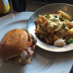 Bro Burger Bar - Min goda Baconburgare med Cheese Fries