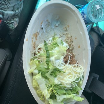Chipotle Mexican Grill - A pitifully portioned Chicken Burrito Bowl - Mexican Near Me - Englewood, Ohio Chipotle Mexican Grill - A pitifully portioned Chicken Burrito Bowl - Mexican Near Me - Englewood, Ohio