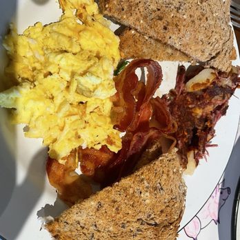 West Egg Bakery and Cafe - Scrambled Eggs with whole grain toast, bacon, and corned beed hash - Breakfast & Brunch Near Me - Woodbury, Connecticut