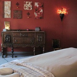 Halfmoon Massage - Your table is ready!