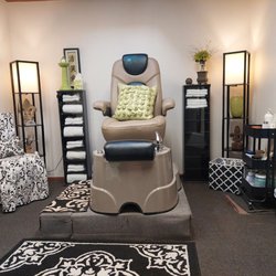 Petunia's Place - Petunia's Pedicure chair