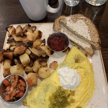 First Watch - Chorizo Omelette - Breakfast & Brunch Near Me - Clermont, Florida